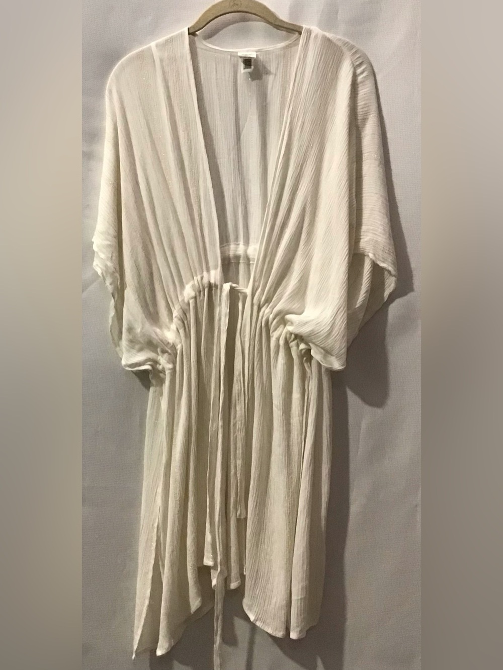 582 Lightweight Cream Tie-Waist Kimono Robe/Coverup Streaks of Gold